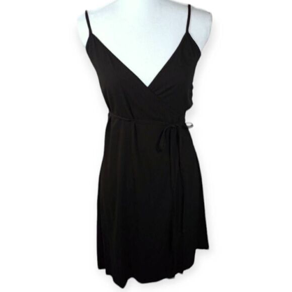 FOREVER 21 BLACK WRAP DRESS SZ.S EUC. - Picture 1 of 6